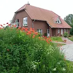 Haus Rosengarten- Ruhige Im Gruenen * Sehlen