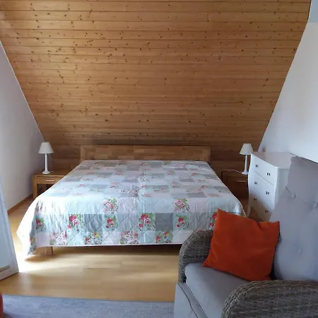 Apartment Haus Rosengarten- Ruhige Im Gruenen *