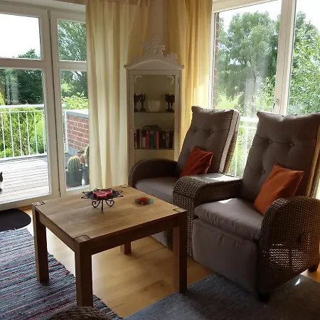 Apartment Haus Rosengarten- Ruhige Im Grünen Sehlen