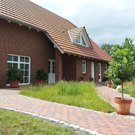 Haus Rosengarten- Ruhige Im Gruenen Sehlen