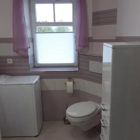 Haus Rosengarten- Ruhige Im Gruenen Apartament Sehlen