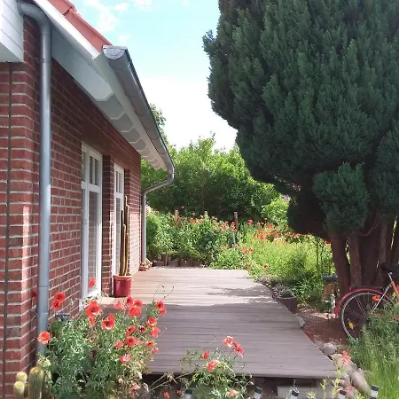 Haus Rosengarten- Ruhige Im Gruenen * Sehlen