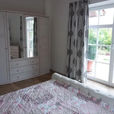 アパート Haus Rosengarten- Ruhige Im Gruenen *