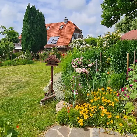 Διαμέρισμα Haus Rosengarten- Ruhige Im Gruenen