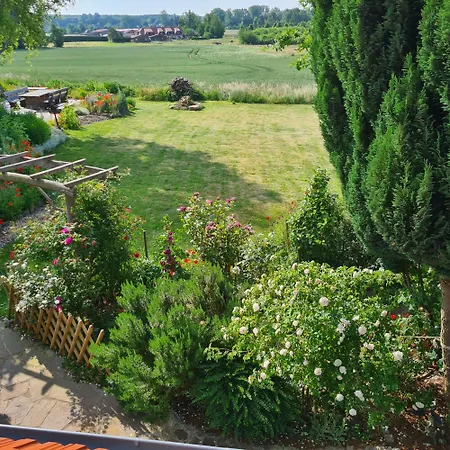 Haus Rosengarten- Ruhige Im Gruenen Apartament