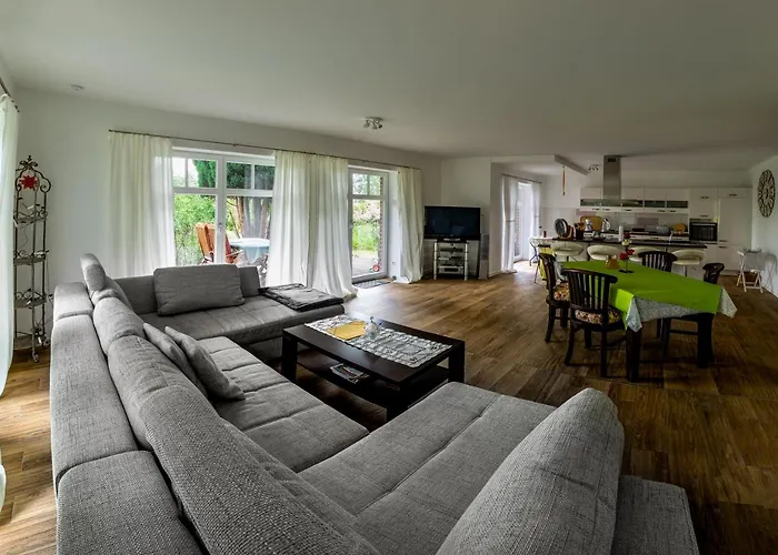 Haus Rosengarten- Ruhige Im Gruenen *