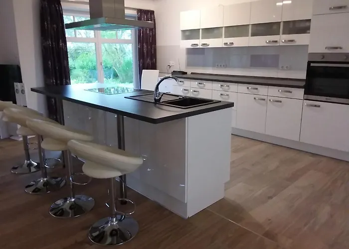 Haus Rosengarten- Ruhige Im Gruenen Lejlighed Sehlen