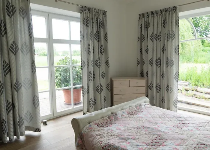 Haus Rosengarten- Ruhige Im Gruenen Sehlen