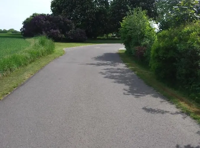 Haus Rosengarten- Ruhige Im Gruenen
