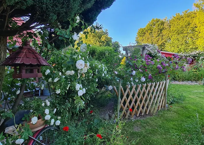 Haus Rosengarten- Ruhige Im Gruenen Lejlighed Sehlen